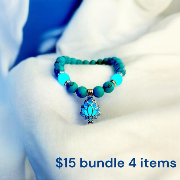 imitation Turquoises Beaded Bracelet - Glows in the Dark - Hand Jewelry. - Picture 2 of 4